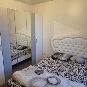 Chambre privée dans un appartement